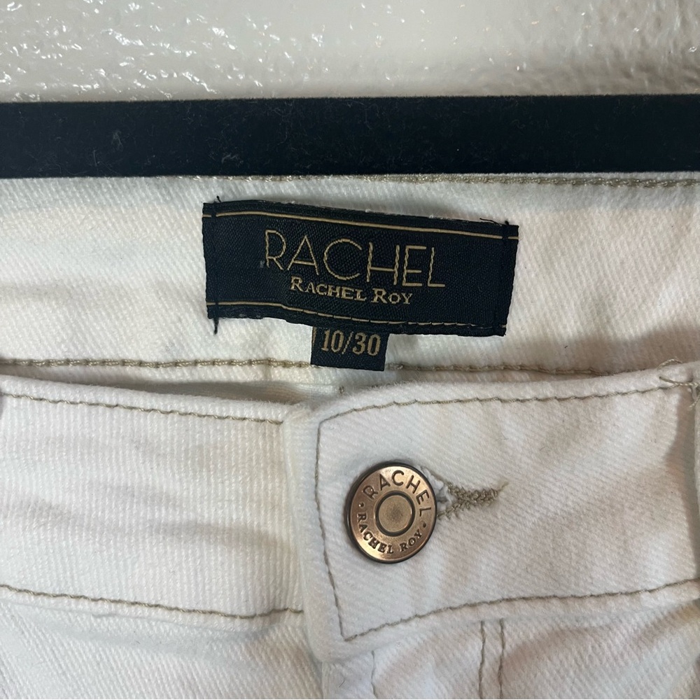2/$30 - RACHEL Rachel Roy White Distressed Ankle Jeans 10/30 - Picture 4 of 12